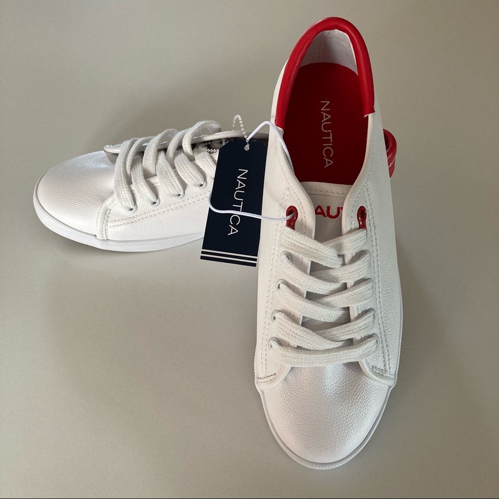 Nautica Women’s Size 8 Lanyard Fashion Sneakers